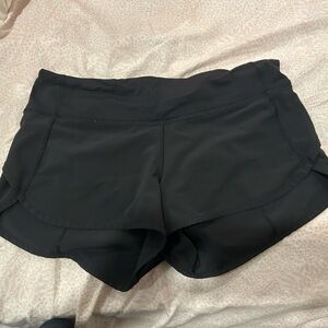 lululemon black shorts